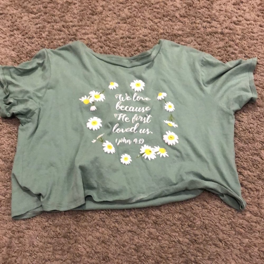 1 john 4:19 cropped tee